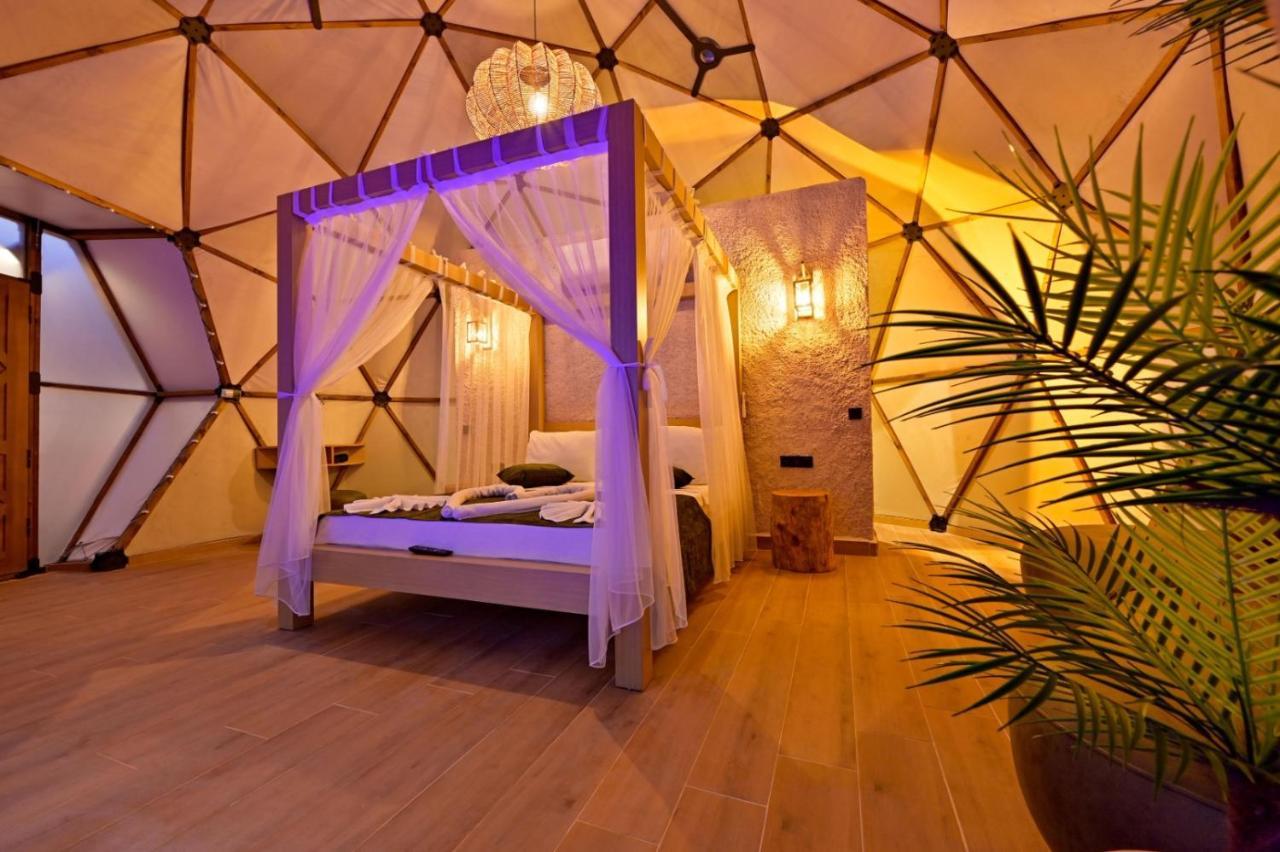 Kalkan Dome Suites & Deluxe Hotel カシュ エクステリア 写真