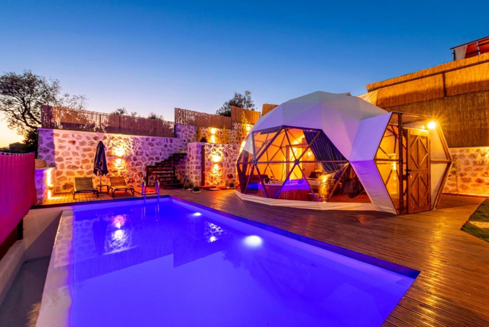 Kalkan Dome Suites & Deluxe Hotel カシュ エクステリア 写真