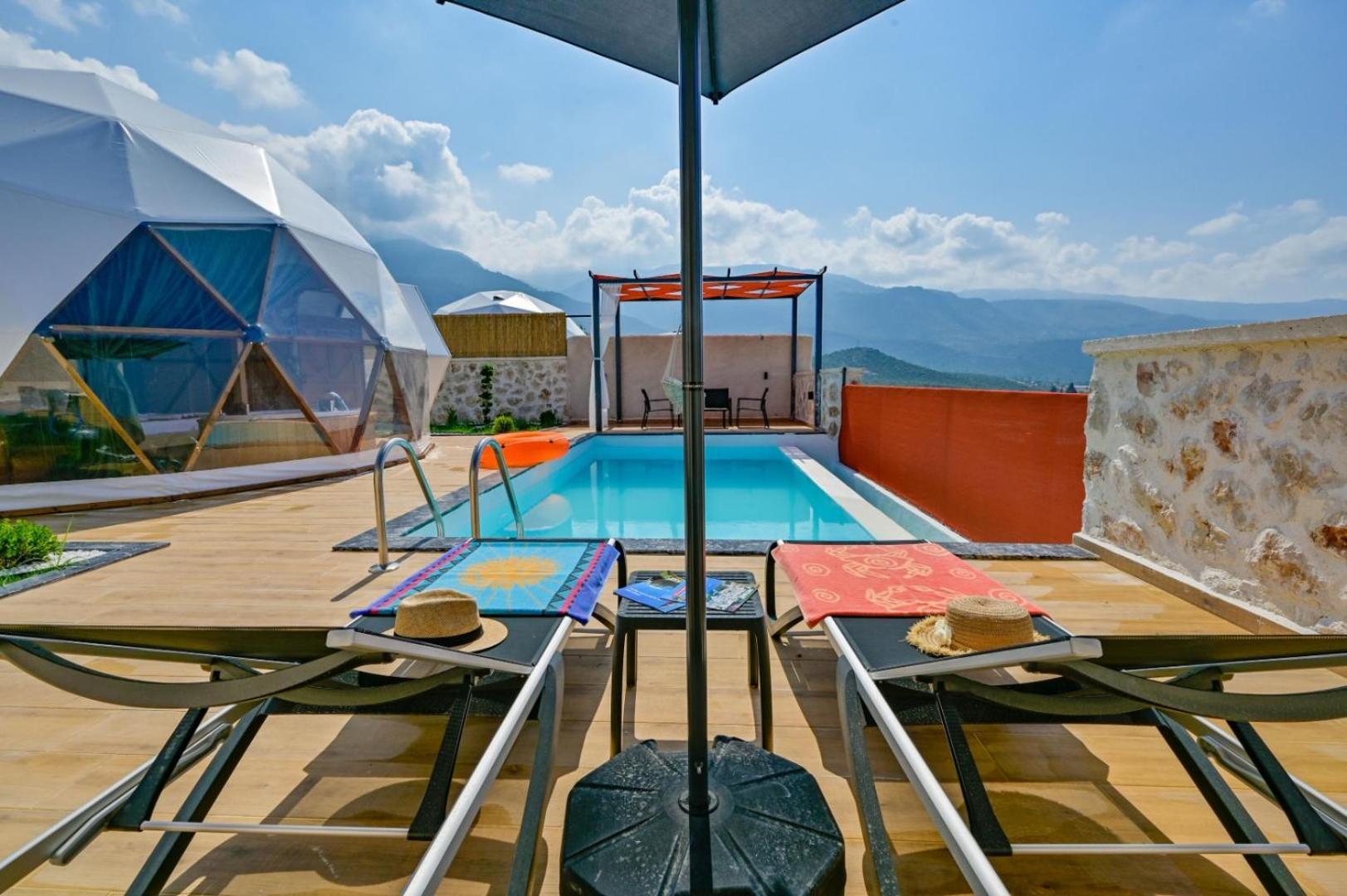Kalkan Dome Suites & Deluxe Hotel カシュ エクステリア 写真